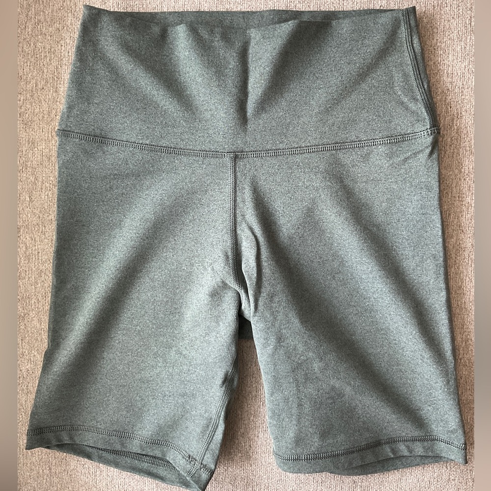 Aerie 6” biker shorts